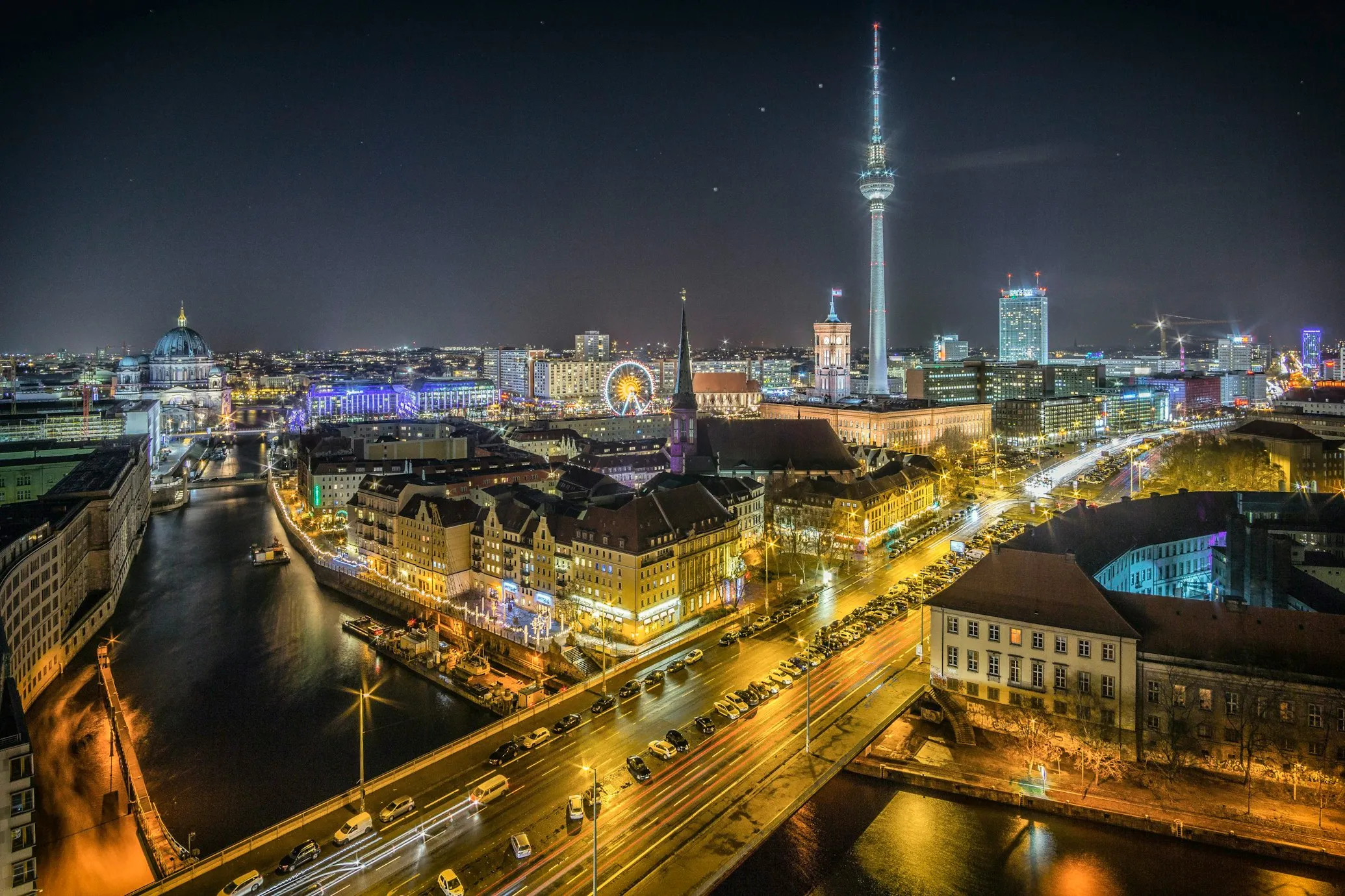 ul. Chmielna 95, 00-801 Warszawa, Poland